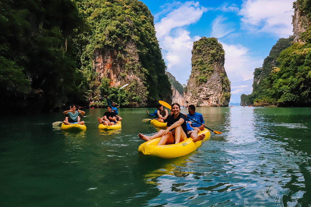 Hong-by-Starlight-by-John-Grays-Sea-Canoe-Tour-4